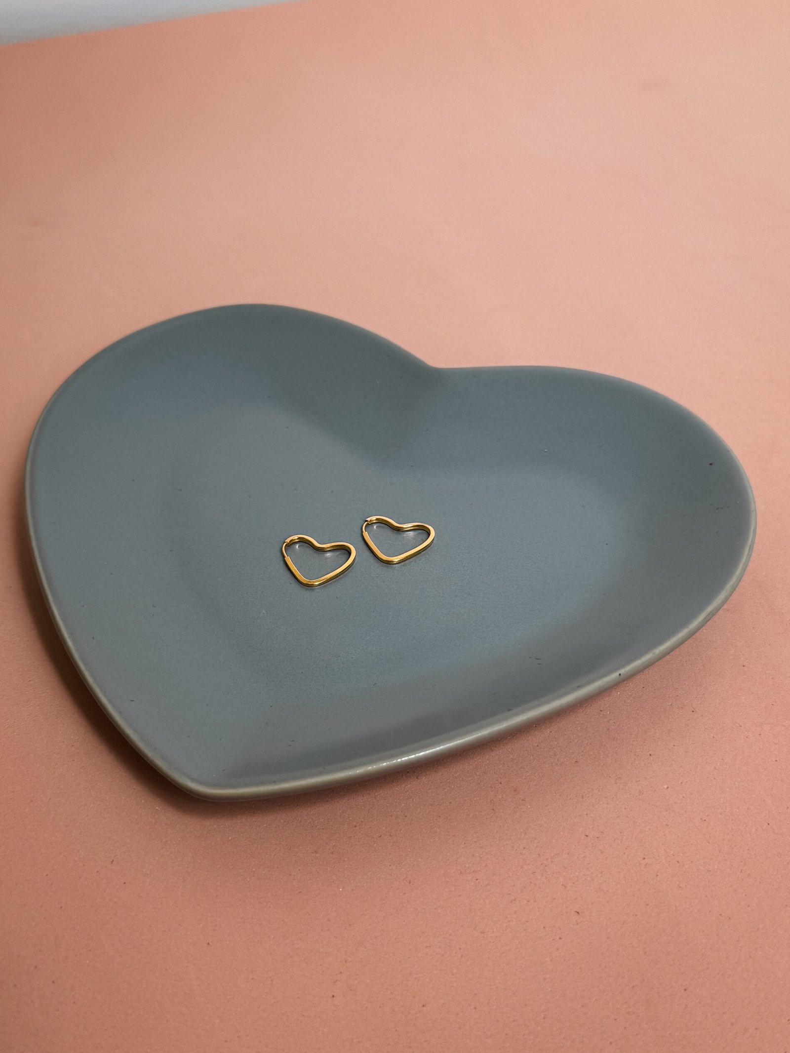 BRINCO CORAÇÃO 1,4CM EM OURO 18K