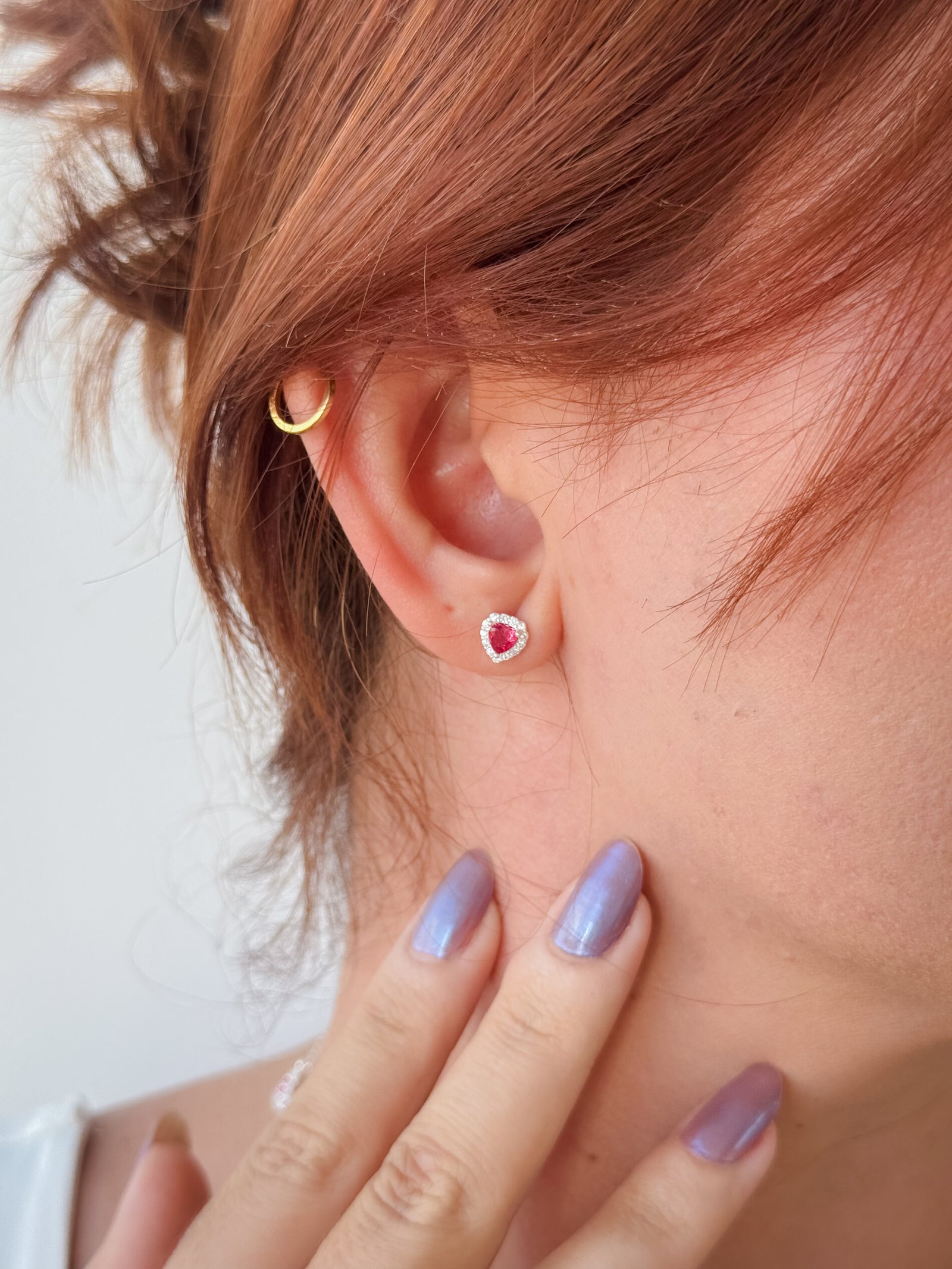 BRINCO CORAÇÃO ROSA EM PRATA