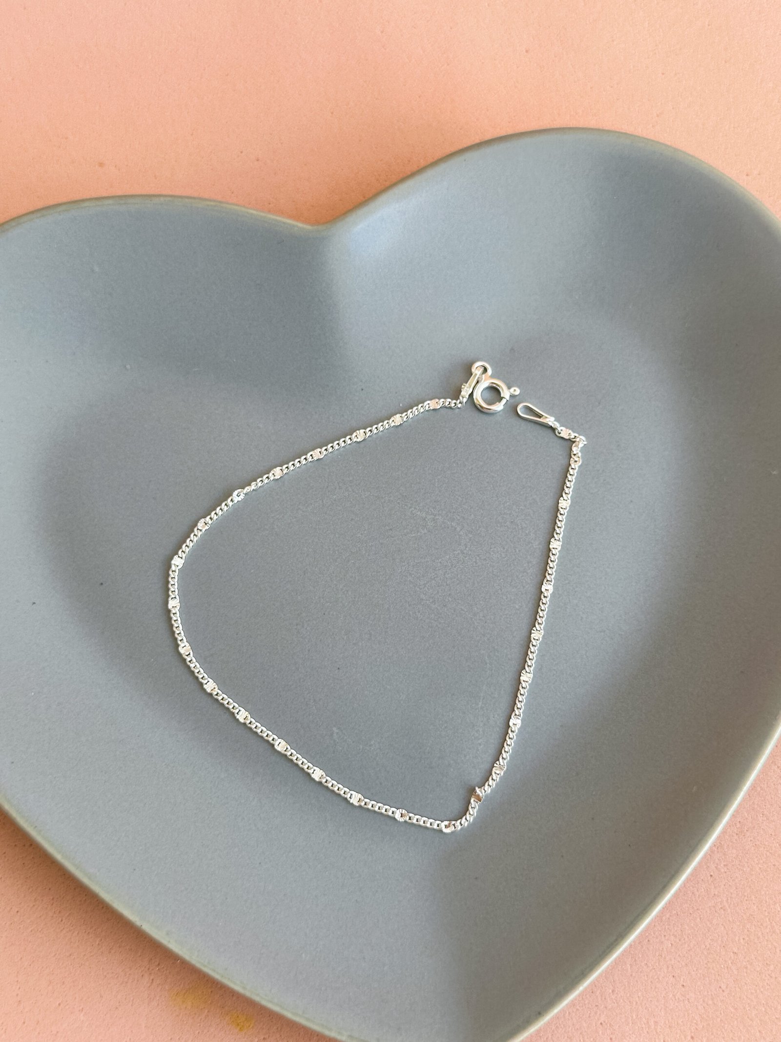 PULSEIRA AMASSADINHA EM PRATA 925